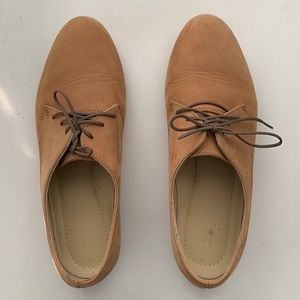 NISOLO Oliver Oxford Shoes in Sand 6.5 (gently used)